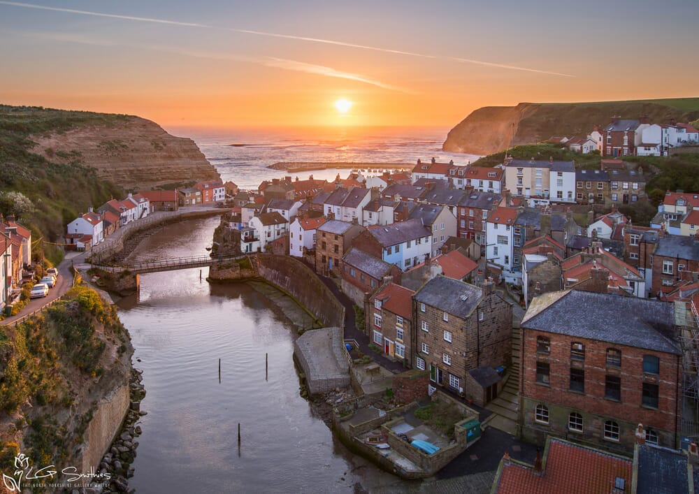 Staithes Sunrise - The North Yorkshire Gallery